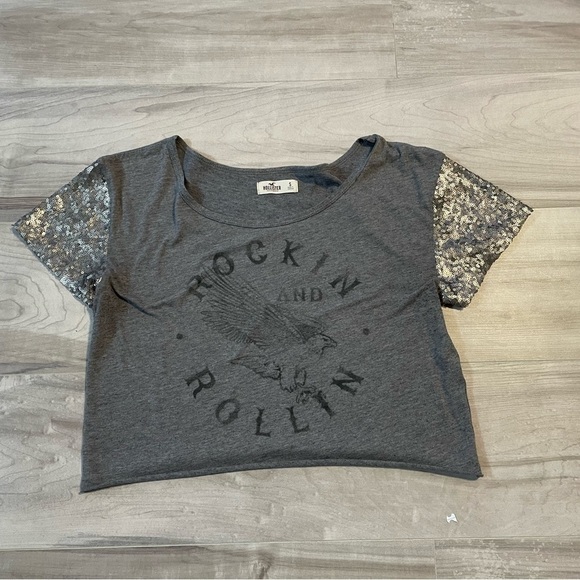 Hollister California Gray “Rockin & Rolling” Short Sleeve Sequin Crop Top- Small - Picture 3 of 8